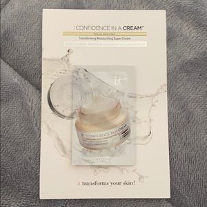 Sephora FREEBIE *w/purchase only*
